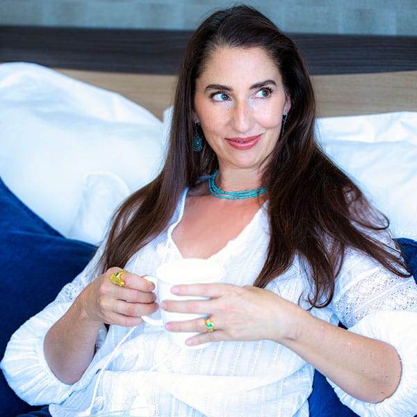 Laura Vida, Feng Shui Expert » Books & Resources Laura Vida - New Book